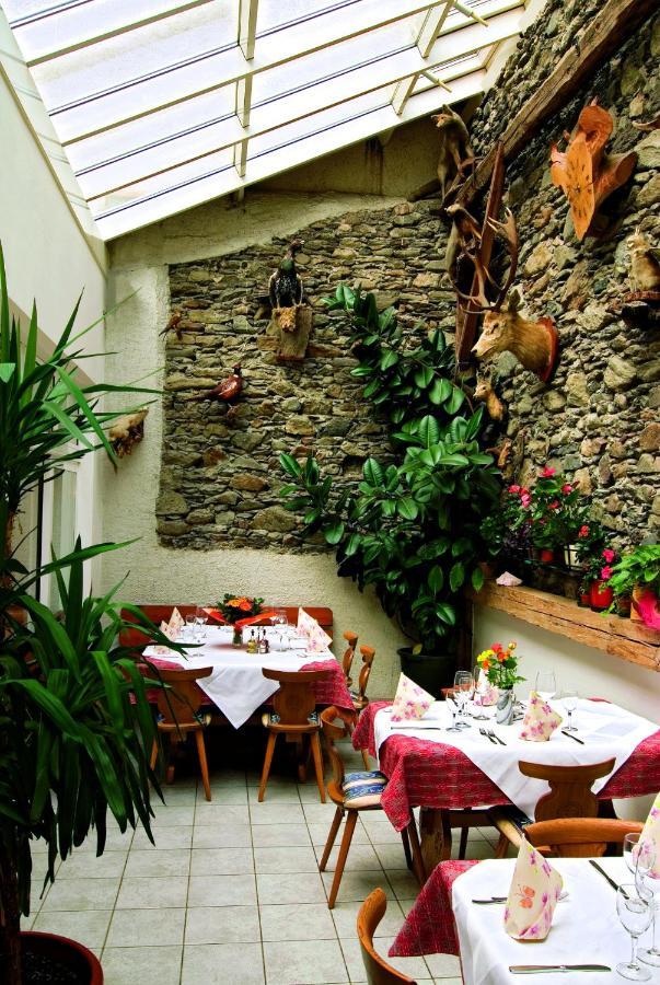 Gasthof Zur Sonne Lasa Exterior photo